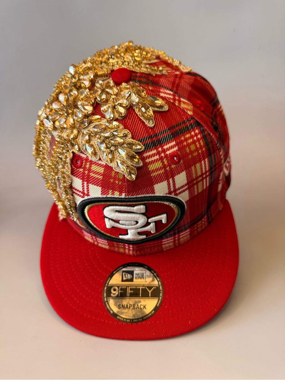 New Era Red Plaid 49ers Statement Cap with Gold Embellishment